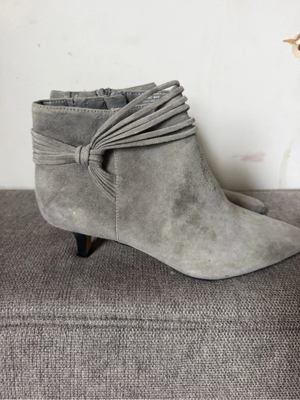 Bella Vita Men's Gray Suede Oxfords